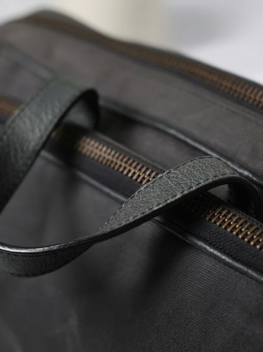 OFFICIUM LAPTOP BAG – CHARCOAL